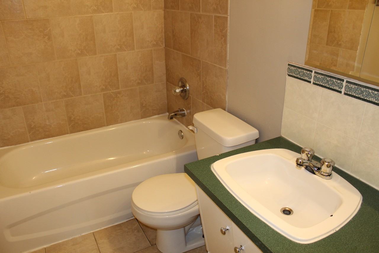 Granville Place - Photo 5 of 10