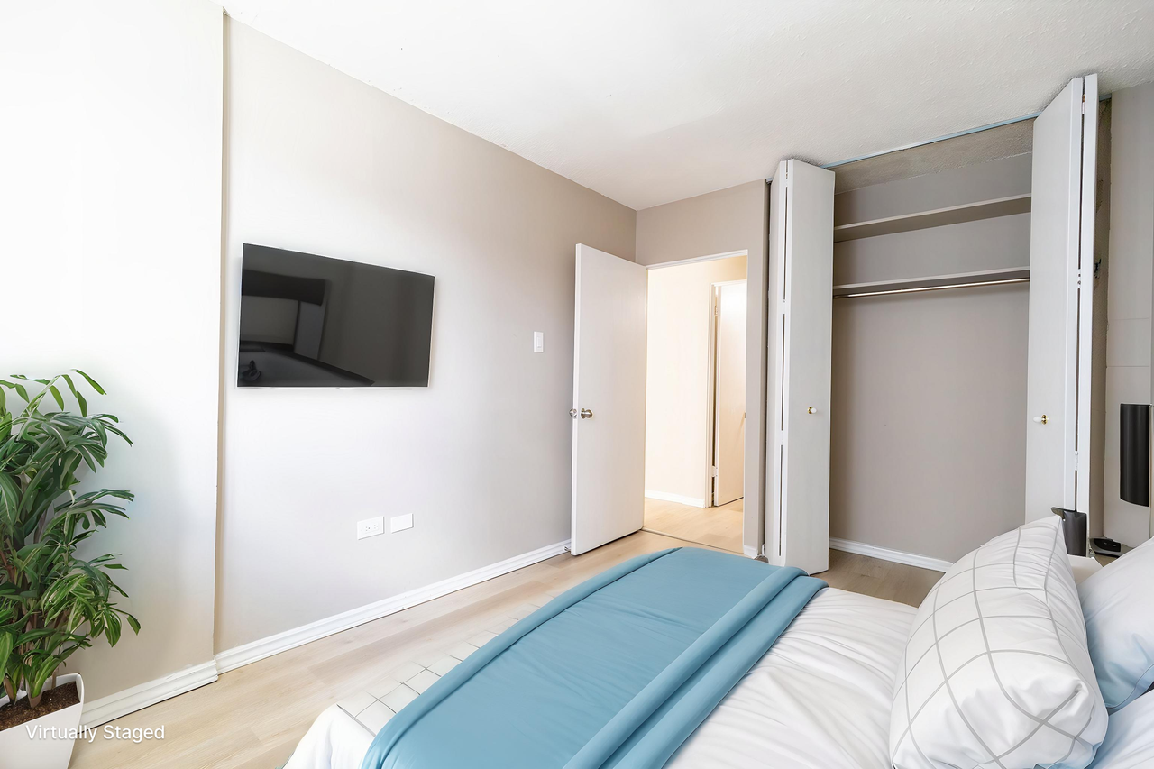 Mainstreet Plaza - Photo 4 of 18