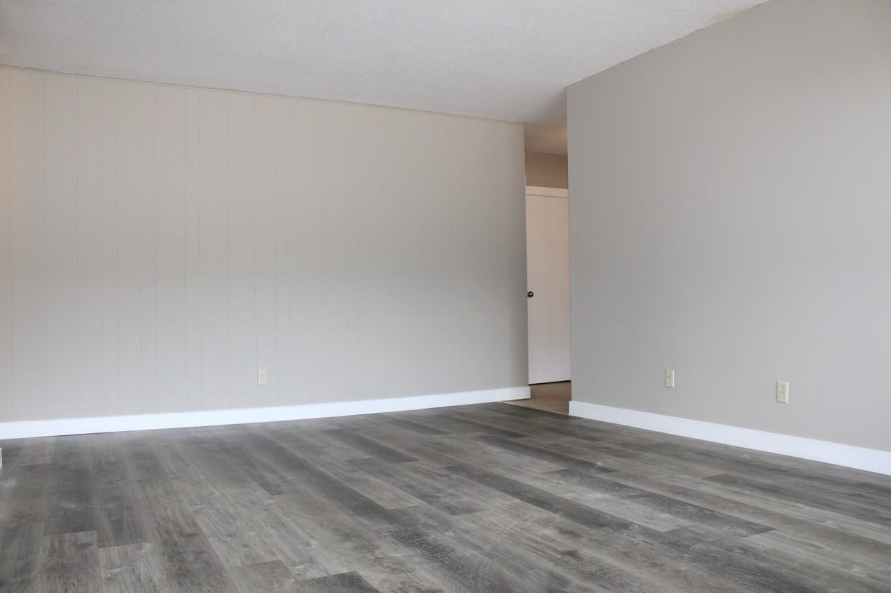 Froom Apartments - Photo 3 of 7