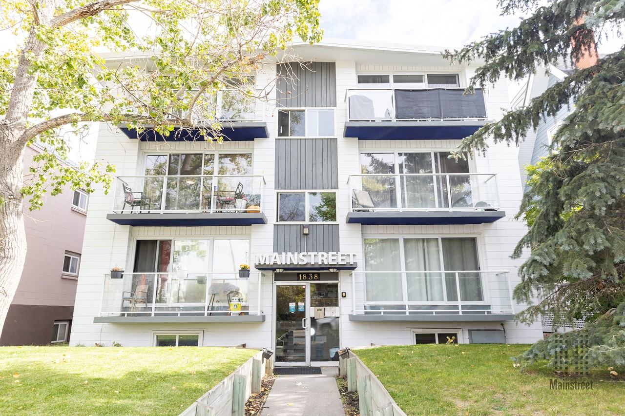 Mount Royal on 14th Apartments - Photo 3 of 28