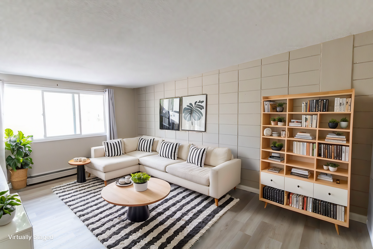 Mount Royal on 14th Apartments - Photo 7 of 31