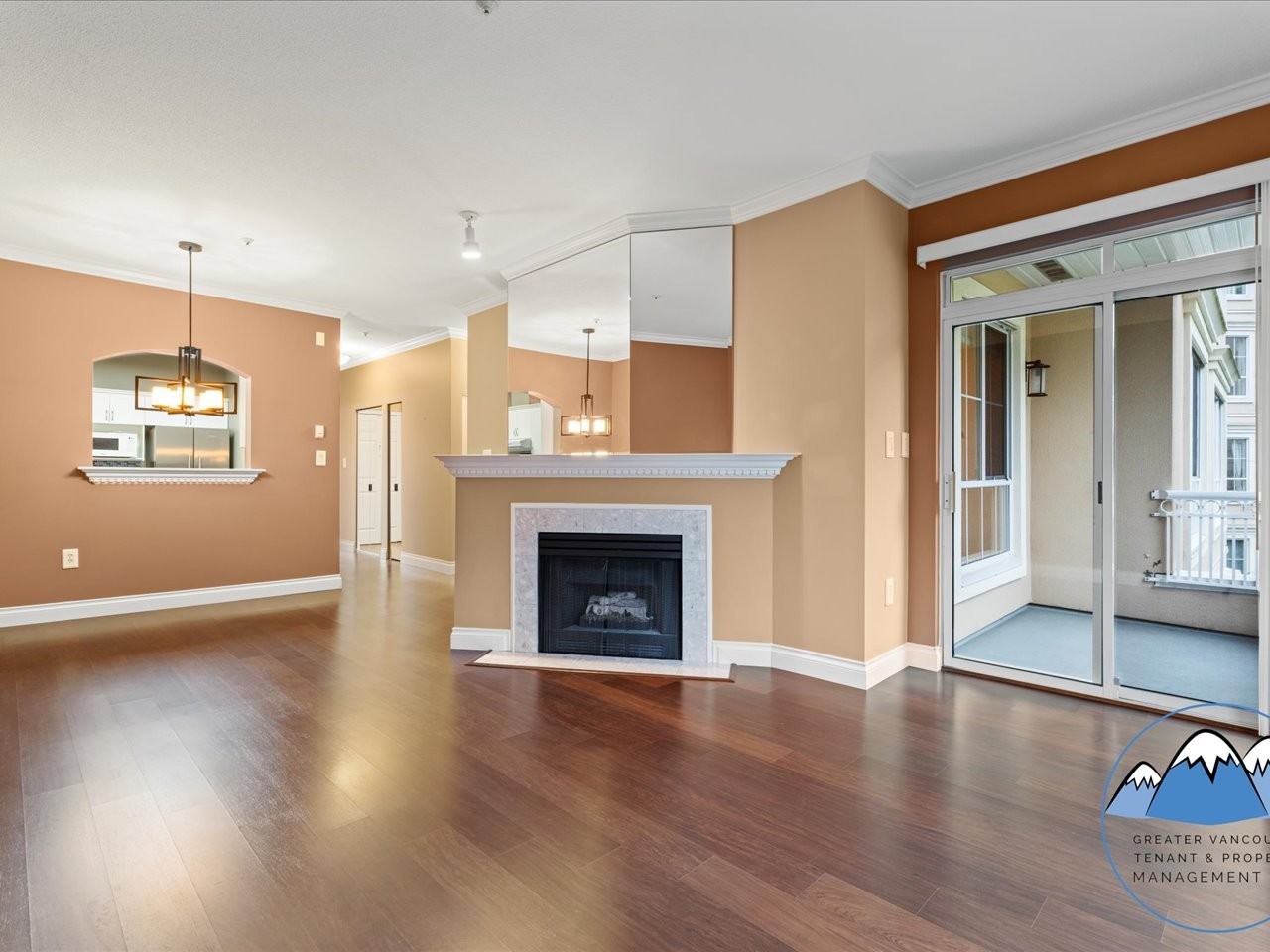 2985 Princess Cres - Photo 2 of 31