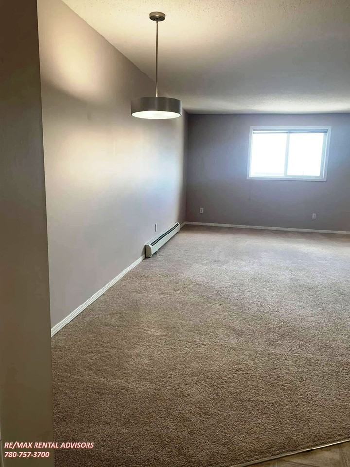 #3414 10 Prestwick Bay Southeast - Photo 4 of 20