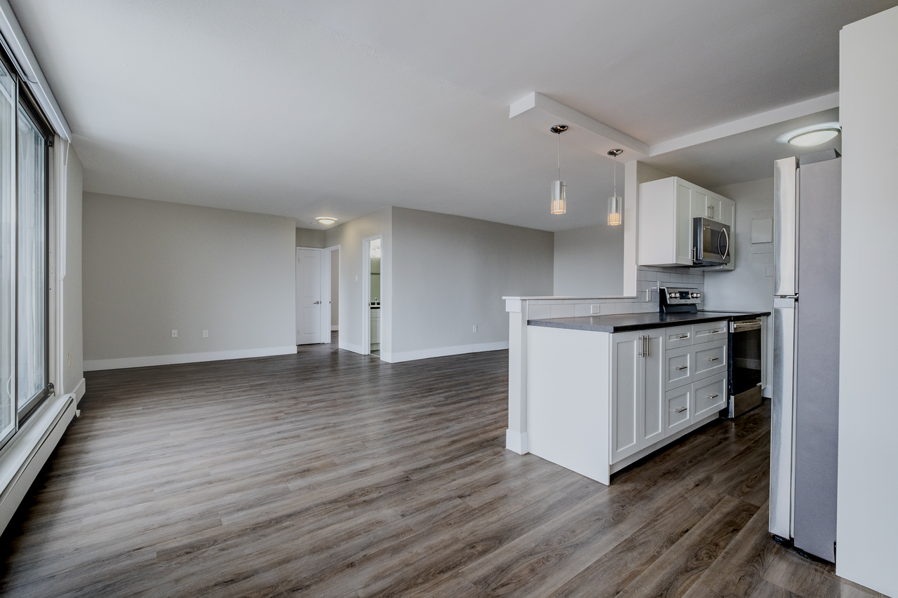 1126-1154 Adelaide Street North - Photo 5 of 30