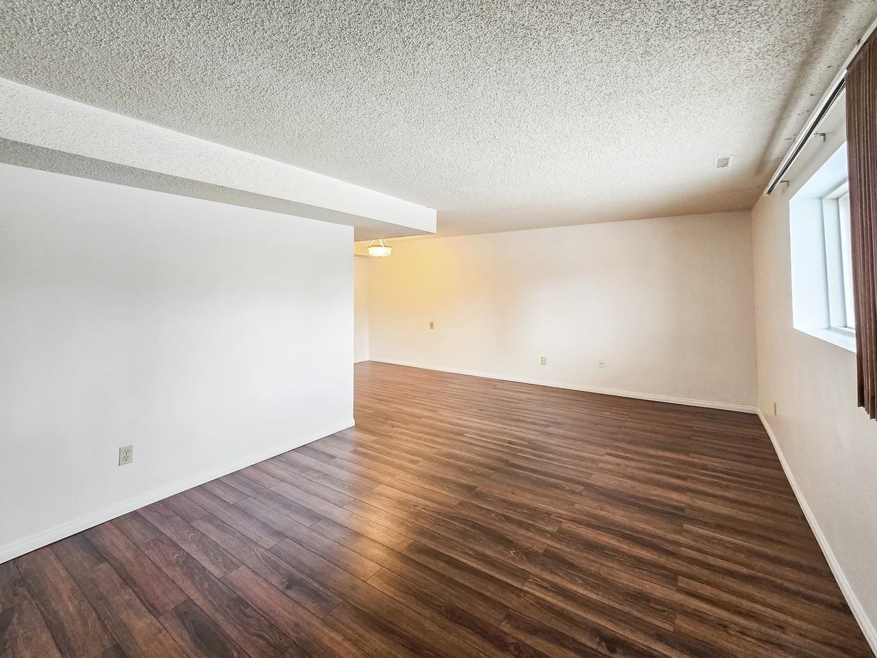 1500 36 Street SE - Photo 3 of 18