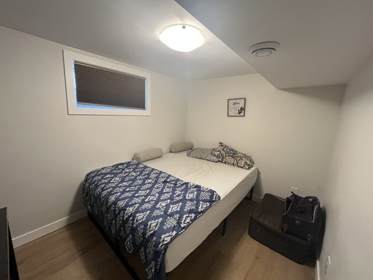 1 Bedroom | 1 Bathroom | Lower Unit 719 Avenue I South - Photo 6 of 13