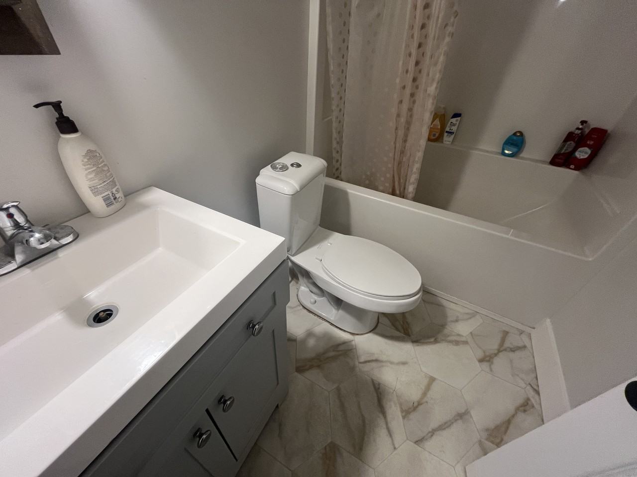 1 Bedroom | 1 Bathroom | Lower Unit 719 Avenue I South - Photo 7 of 13