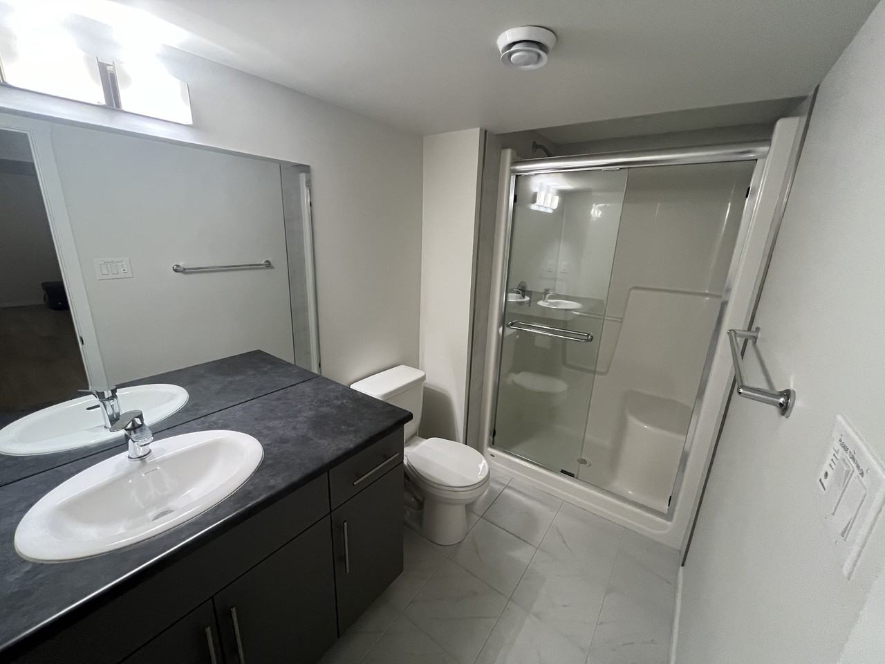 846 Labine Cres - Photo 6 of 11