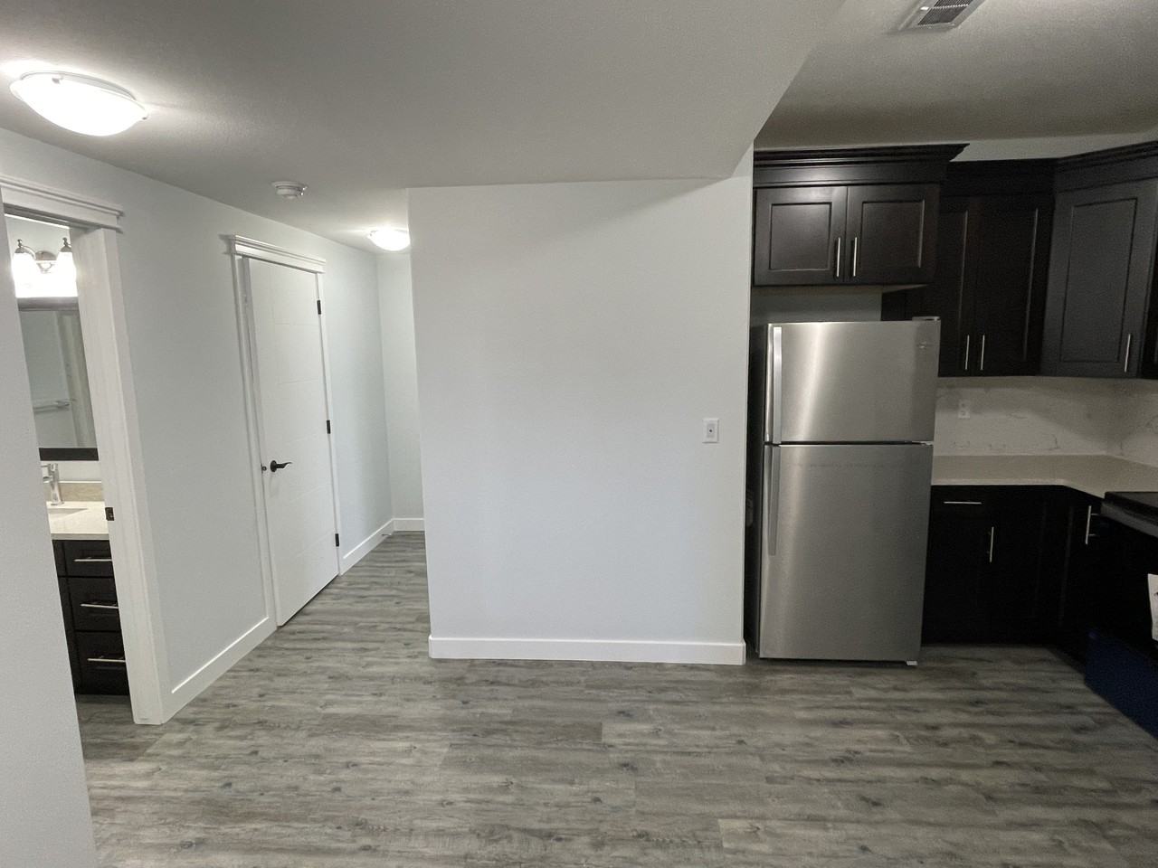 2 Bedroom | 1 Bathroom | Lower Unit 728 Feheregyhazi Blvd - Photo 6 of 16