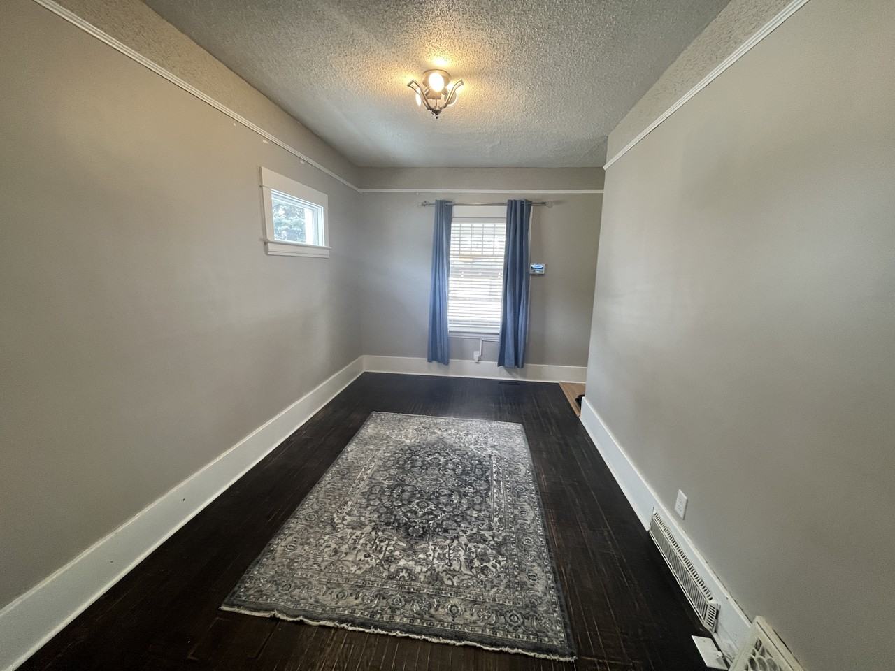 2 Bedroom | 1 Bathroom | Upper Unit 719 Avenue I South - Photo 3 of 15