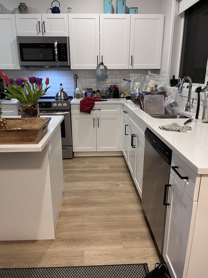 81 Pilgrim Ave - Photo 4 of 22