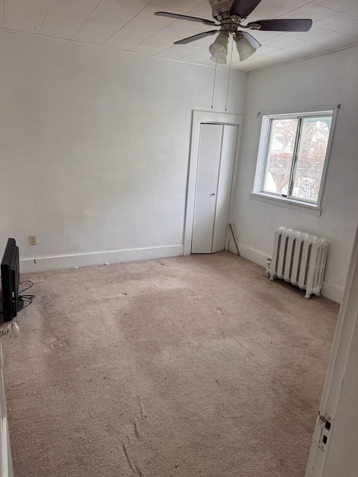 231 Winchester St - Photo 7 of 9