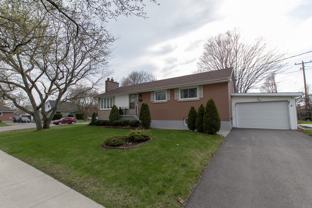 6 Robert Wallace Dr - Photo 1 of 1