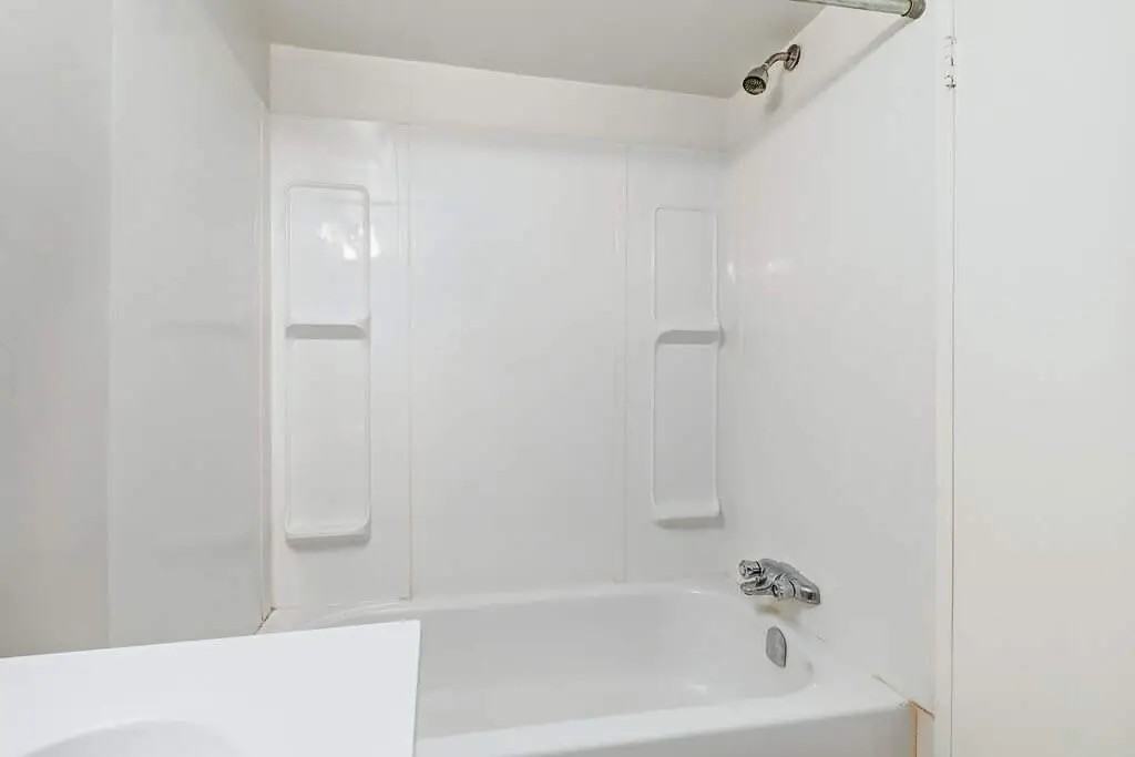 Miami Apartments - Photo 7 of 12