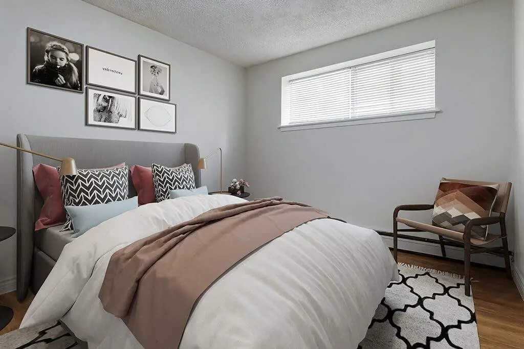 Berkeley Manor - Photo 2 of 12