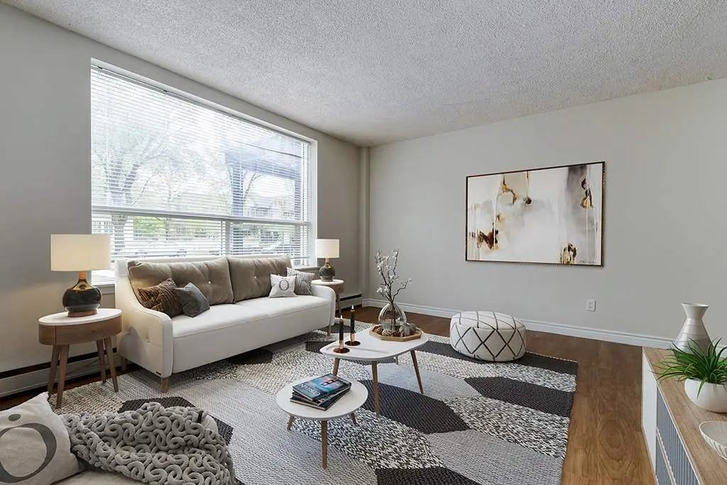 Berkeley Manor - Photo 5 of 12