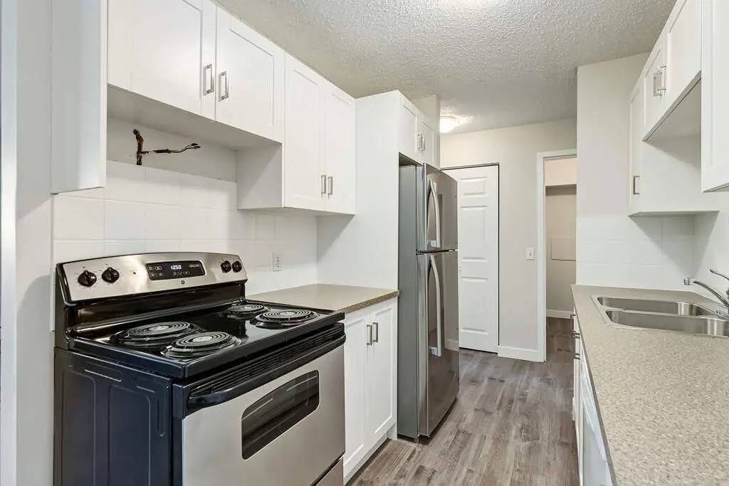 Cassils Plaza - Photo 6 of 19