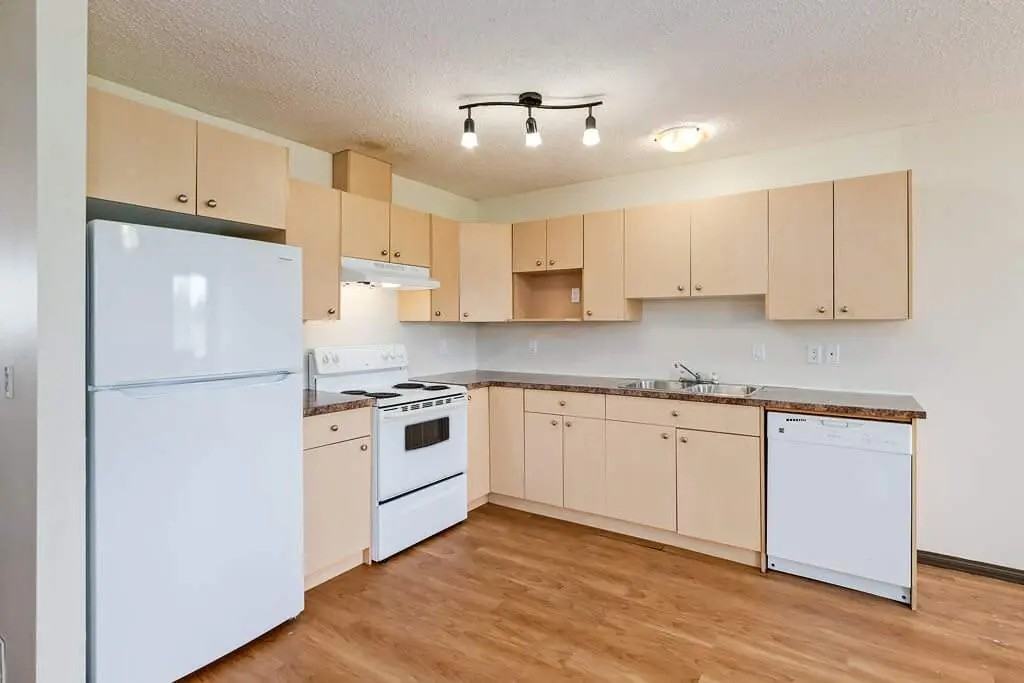 Pleasant Park - Photo 5 of 14