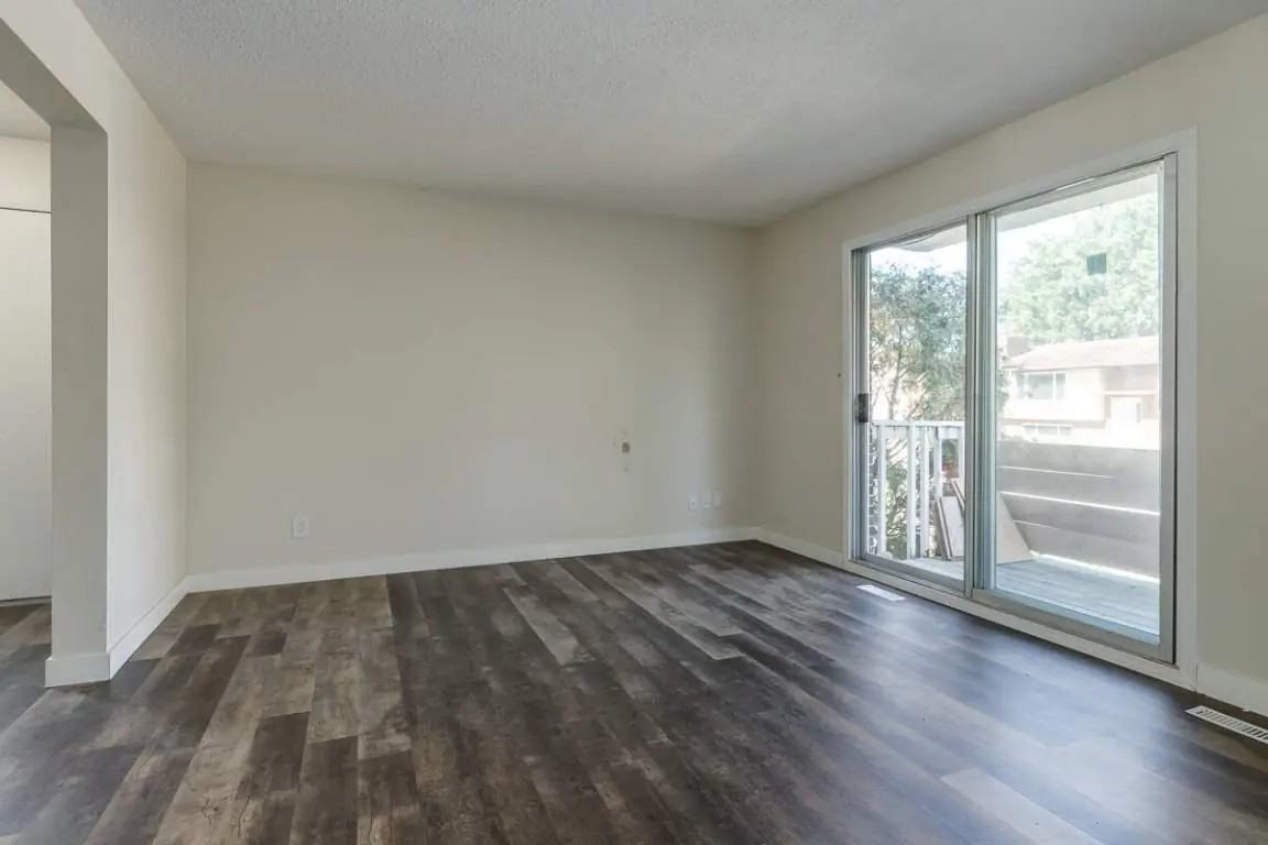 Greenbrook House - Photo 3 of 9