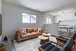 featured image of 2115 Montague St