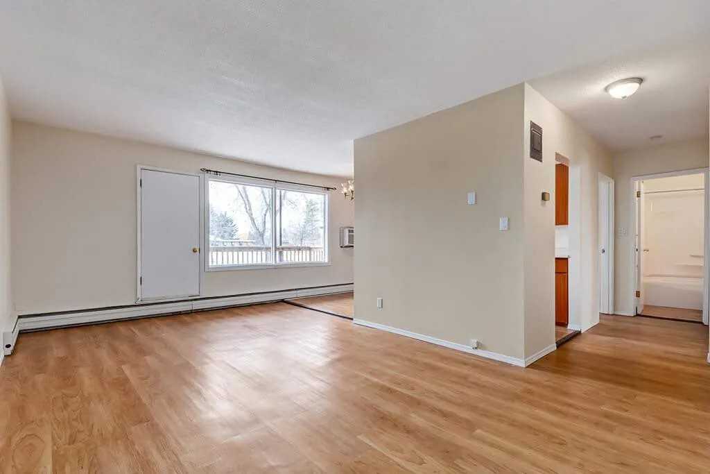 Westside Apartments - Photo 7 of 25