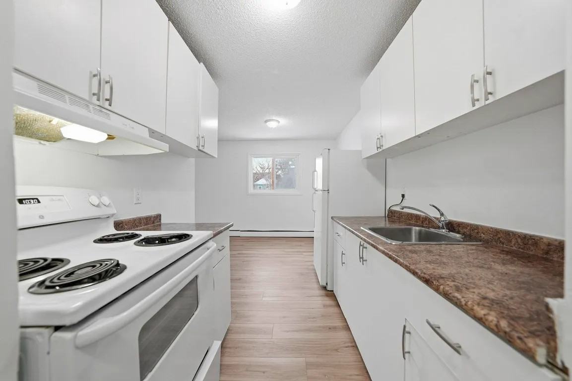 Westbrook Apartments - Photo 7 of 37