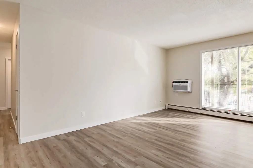 Astro Villa - Photo 7 of 35