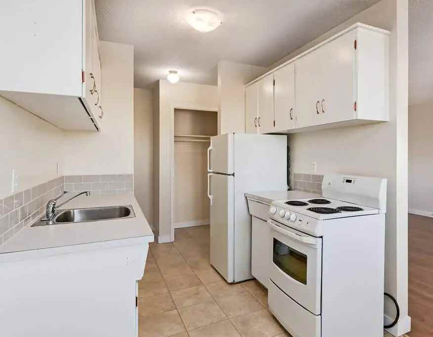 Park Tremaine - Photo 6 of 11