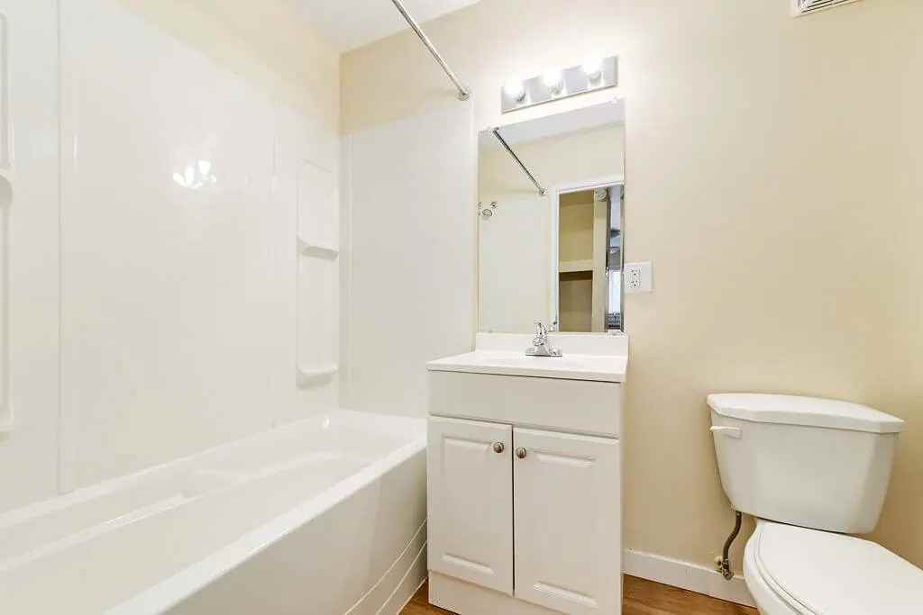 Skyview Apartments - Photo 6 of 17