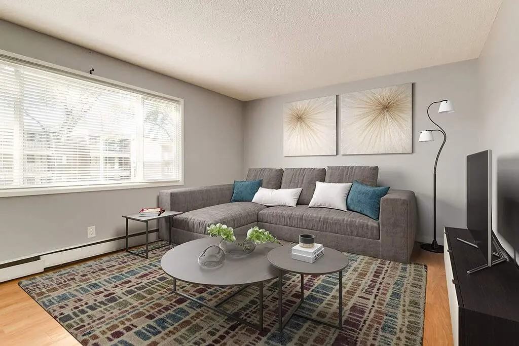 Michael Manor - Photo 4 of 13