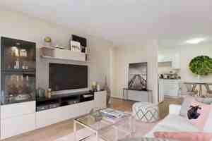 featured image of 97 Carswell Rd Se