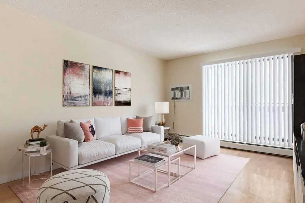 Mariti Manor - Photo 2 of 10