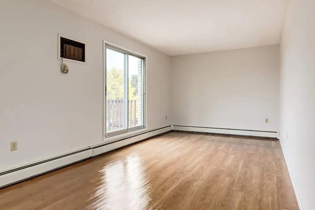 Jason Apartments - Photo 7 of 21