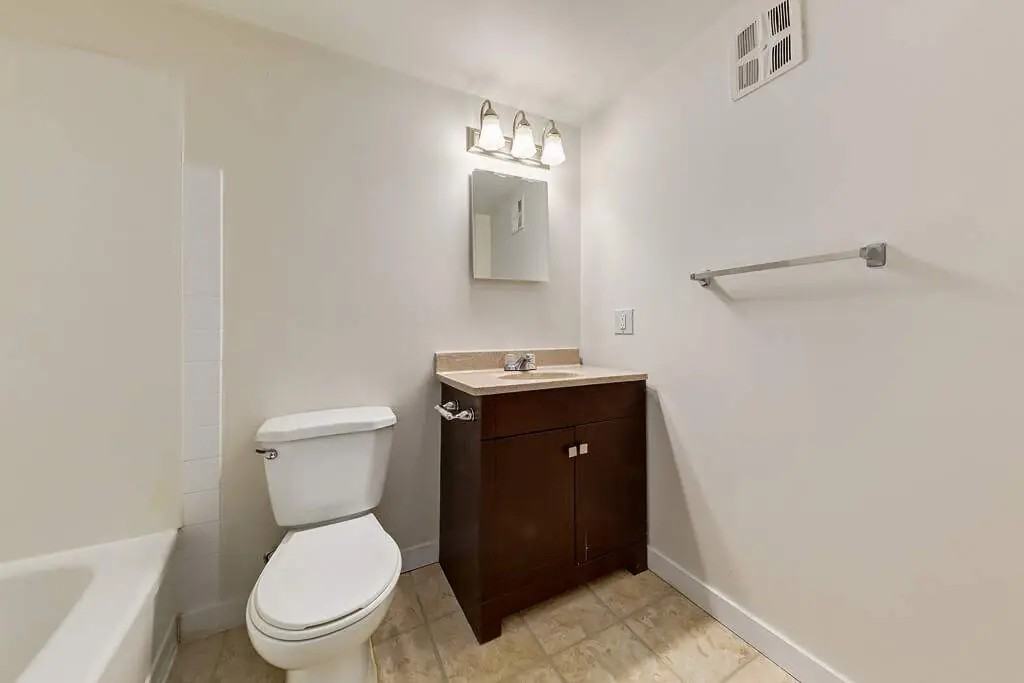 Christopher's Place - Photo 6 of 7