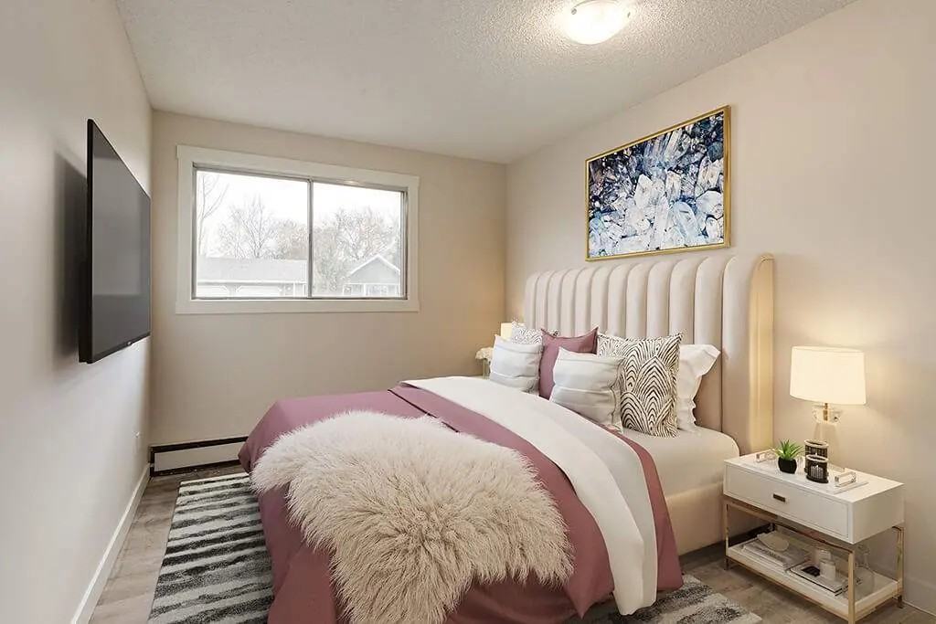 Plaza Place - Photo 6 of 15