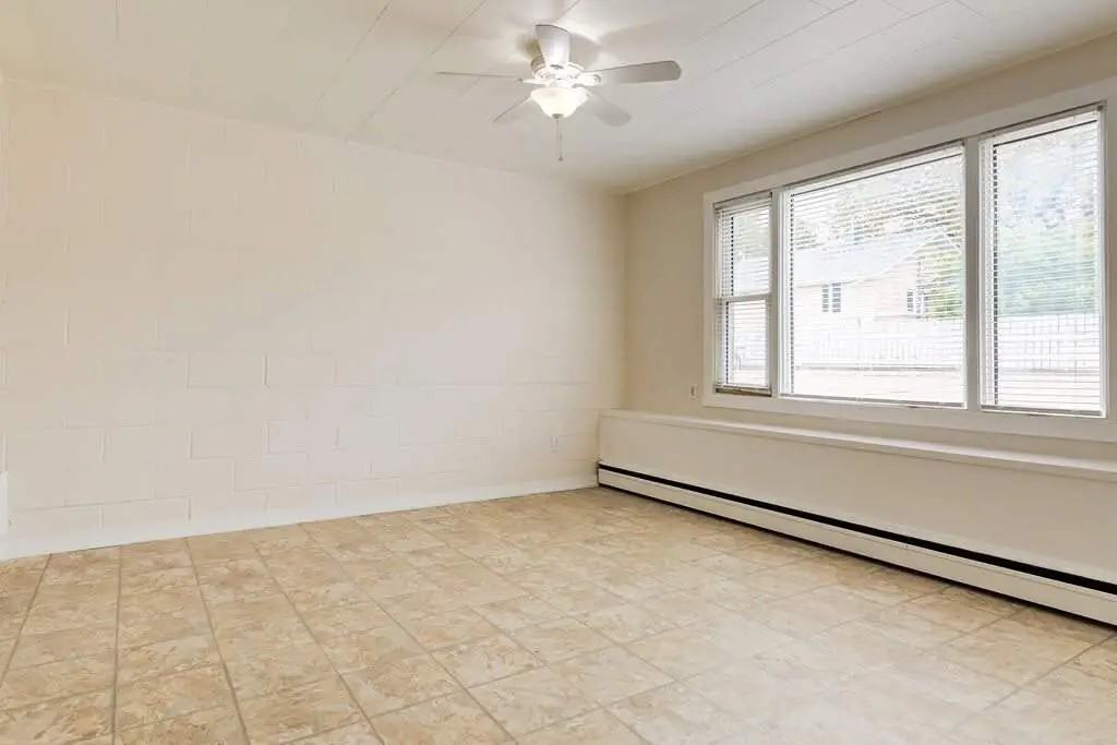 Burlington Apartments - Photo 7 of 21