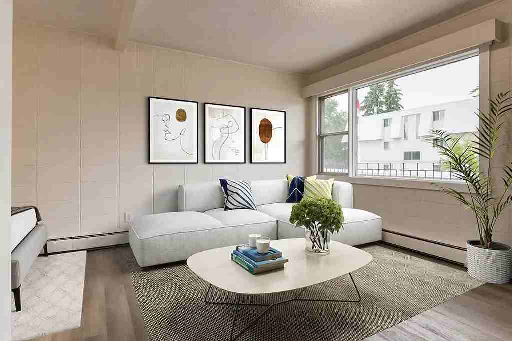 Sherwood Inn - Photo 2 of 18