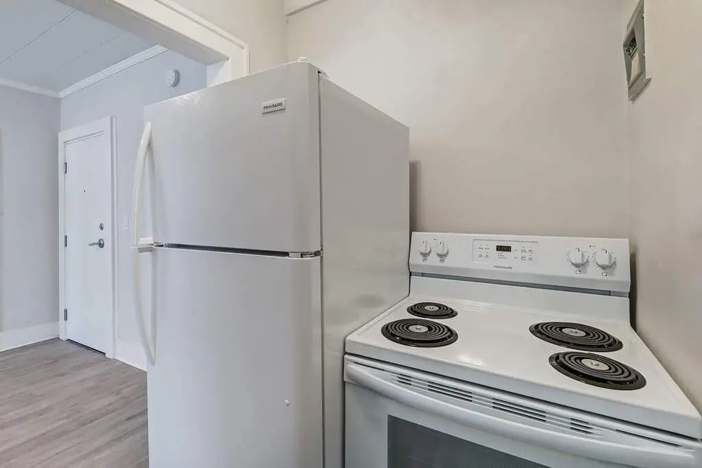 Granville Apartments - Photo 6 of 23