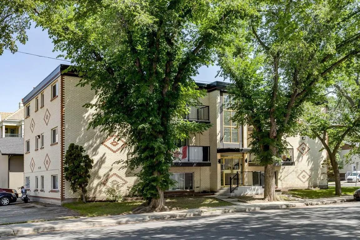 Laney Lodge - Photo 7 of 9