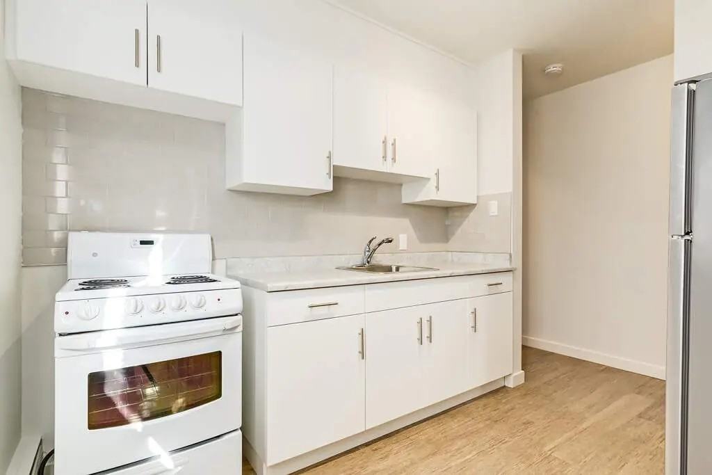 Alexandria Apartments - Photo 4 of 11