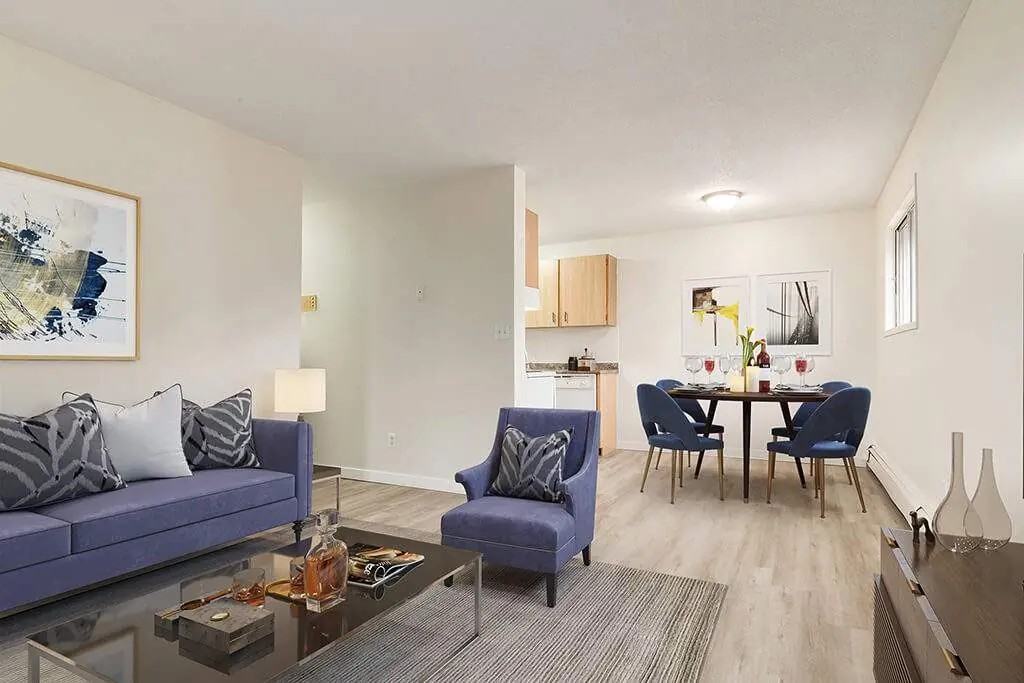 Cambridge Court - Photo 2 of 28