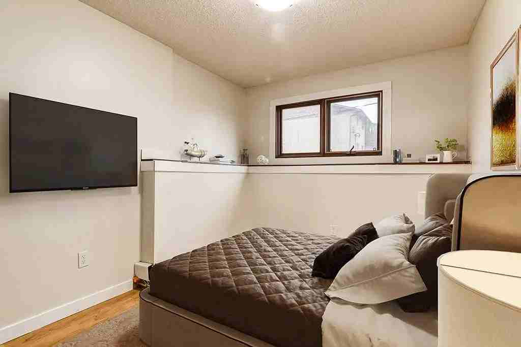 Lorrington Place - Photo 6 of 24