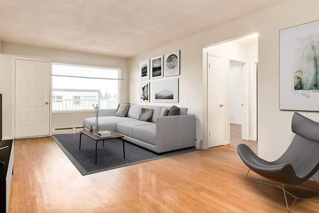 Soho Manor - Photo 4 of 43