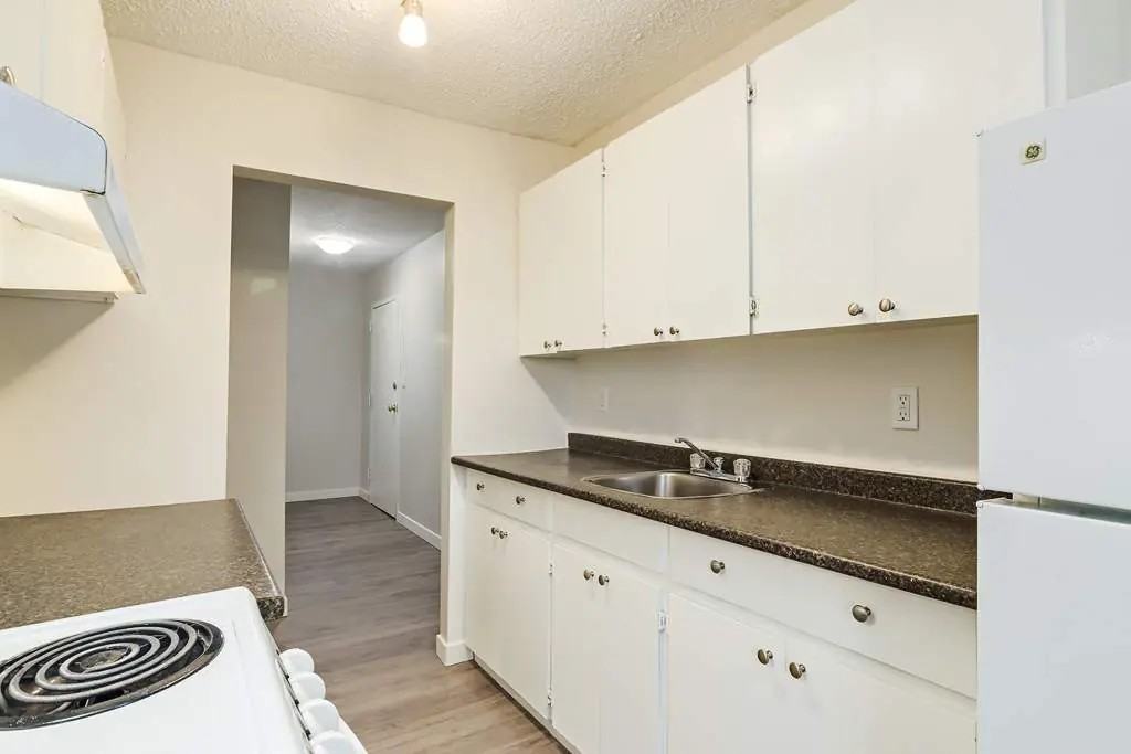 Regal Court - Photo 6 of 22