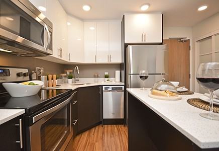 207 Bell St N - Photo 4 of 20