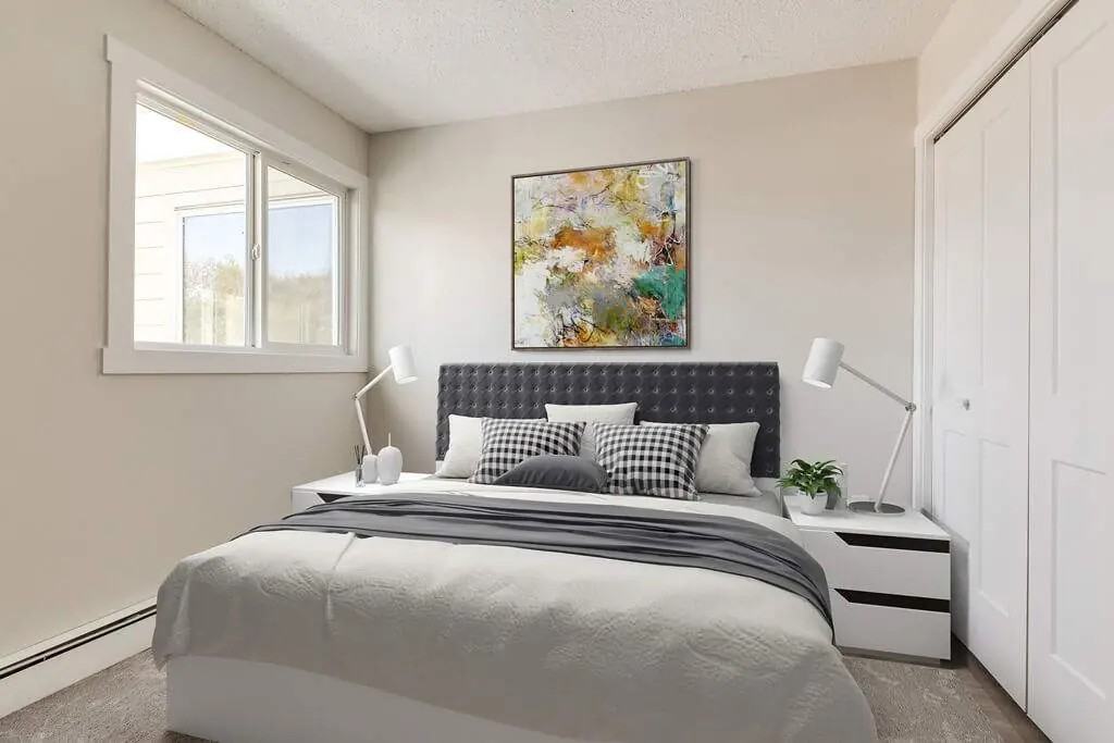 Matthew Manor - Photo 2 of 22