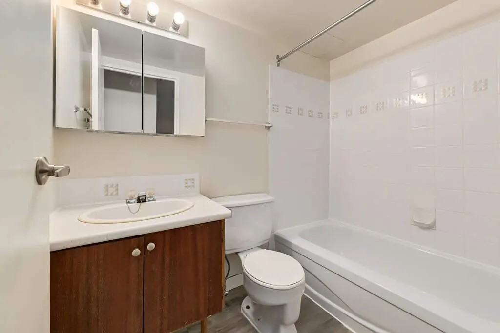 Valleyview Apartments - Photo 6 of 10