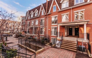 featured image of 16 Laidlaw St