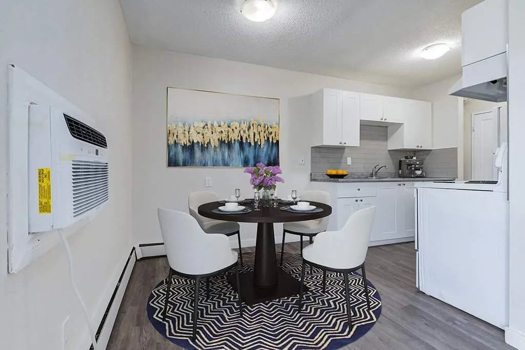 Matheson Place - Photo 5 of 28