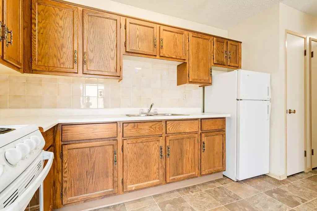 Gleneagles Apartments - Photo 5 of 20